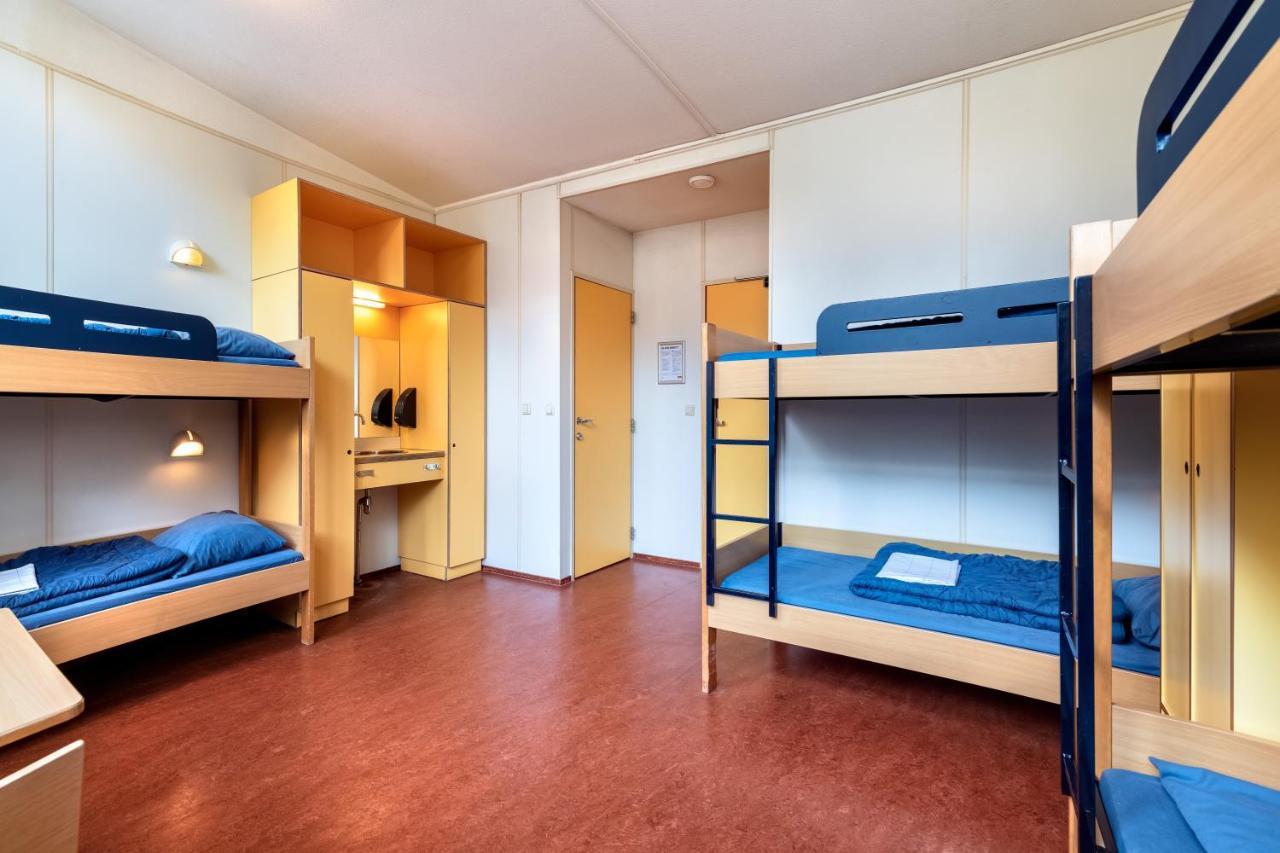 Stayokay Hostel アーペルドールン エクステリア 写真