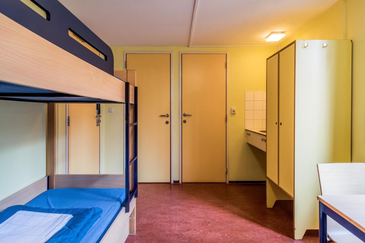 Stayokay Hostel アーペルドールン エクステリア 写真